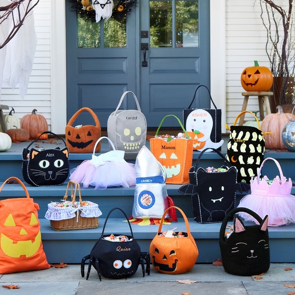 Pumpkin Glow-in-the-Dark Halloween Pillowcase Treat Bag - PBK - Picture 4 of 8